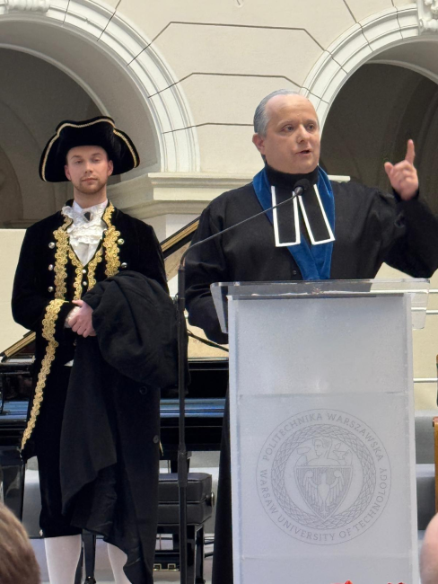 Representation of the National Centre for Nuclear Research at the ceremonial meeting of the Senate of the Warsaw University of Technology marking the University’s 200th anniversary.