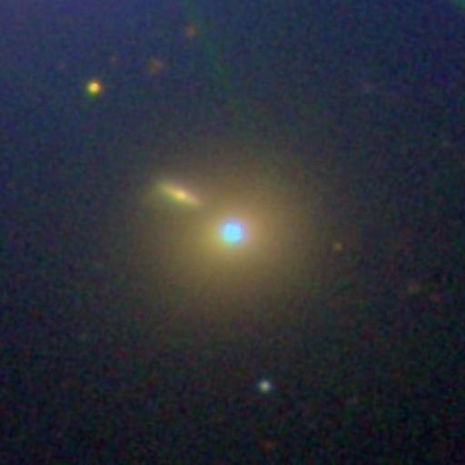 Blazar Markarian 421. Źródło: Sloan Digital Sky Survey - http://skyserver.sdss.org/